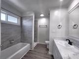 2160 Clipper Ship Dr - Photo 24