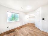 2160 Clipper Ship Dr - Photo 32