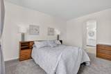 612 Villa Centre Way - Photo 18