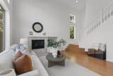 1071 Mckay Dr - Photo 3
