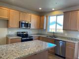 754 Livingston Ave - Photo 4