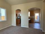 754 Livingston Ave - Photo 7