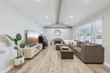 398 Bluefield Dr - Photo 4