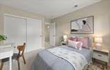 1084 Hillview Dr - Photo 25