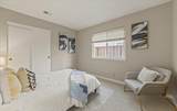 1084 Hillview Dr - Photo 28