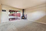 2081 Rollingwood Dr - Photo 9