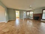 214 Carlson St - Photo 2