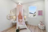 925 De Guigne Dr 4 - Photo 28