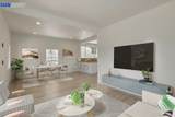 2036 20th St - Photo 10