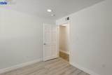 2036 20th St - Photo 17