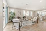 922 Loyola Ln - Photo 13
