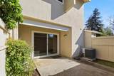 1249 Crescent Ter - Photo 16