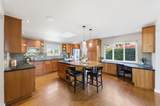 1047 Hewitt Dr - Photo 11