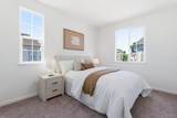 1563 Middle Ln - Photo 17