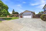 1065 Lancer Dr - Photo 4
