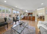 1071 Hillview Dr - Photo 21