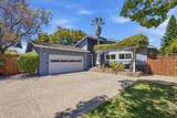 995 Warwick Ct - Photo 1
