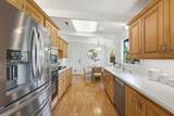 995 Warwick Ct - Photo 16