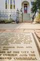 1051 Harrison St - Photo 2