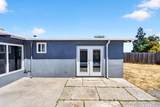 1111 Marionola Way - Photo 18