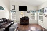 647 Elmwood Dr - Photo 10