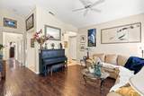 647 Elmwood Dr - Photo 8