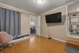 1179 Beaconsfield - Photo 19