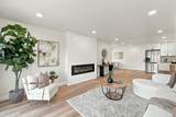 1645 Orchard View Dr - Photo 19