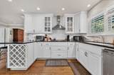 1572 Creek Dr - Photo 18