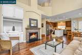 7021 Molluk Way - Photo 4