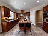 2344 Treadwell St - Photo 10