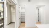 1668 Clement Ave - Photo 18
