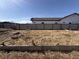 410 Montague Ct - Photo 2