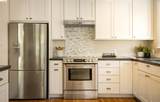 1564 Beverly Pl - Photo 14