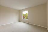 7210 Clarendon St - Photo 18
