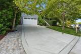 270 Oakview Dr - Photo 2