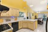 1521 Las Brisas Dr - Photo 11