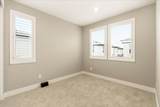 922 Loyola Ln - Photo 26