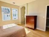 562 Montego Ter - Photo 24