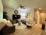 900 Old Oak Ln 3 - Photo 6