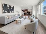 1565 Pratt Pl - Photo 10