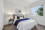 1565 Pratt Pl - Photo 19