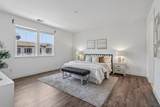 1565 Pratt Pl - Photo 23