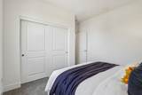 1565 Pratt Pl - Photo 33