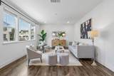 1565 Pratt Pl - Photo 7
