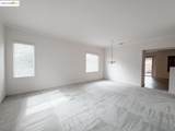 400 Madison Ct - Photo 9