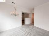 400 Madison Ct - Photo 10