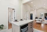 3214 Stuart St - Photo 15