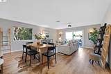 1035 Marigold Rd - Photo 18