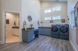 9247 Holly Hill Dr - Photo 38